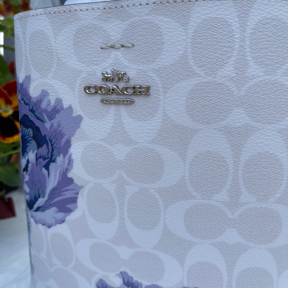 Coach Kaffe Fassett Small Town Bucket Bag Set - Picture 3 of 15